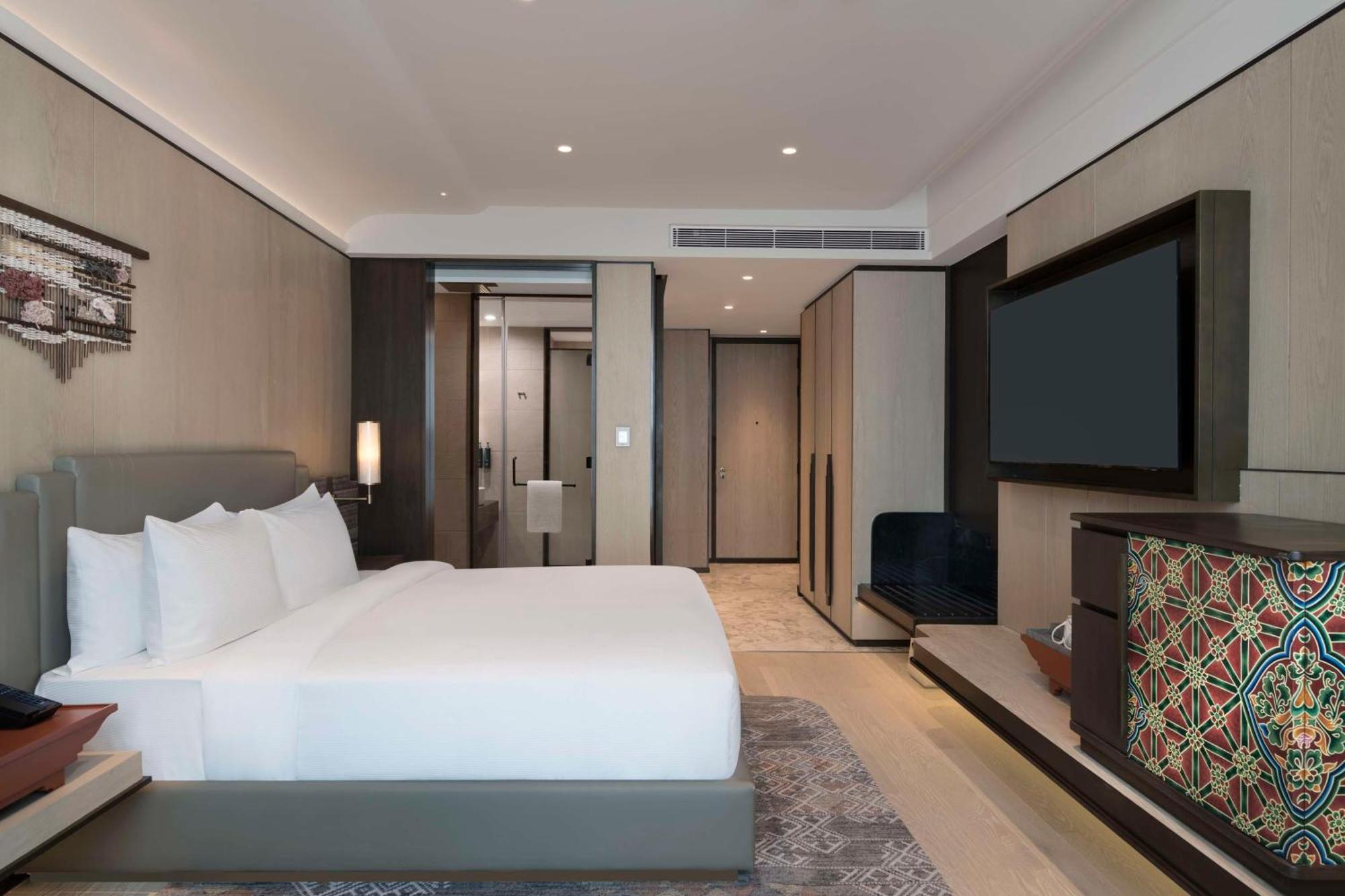 Hilton Kathmandu Hotel ภายนอก รูปภาพ