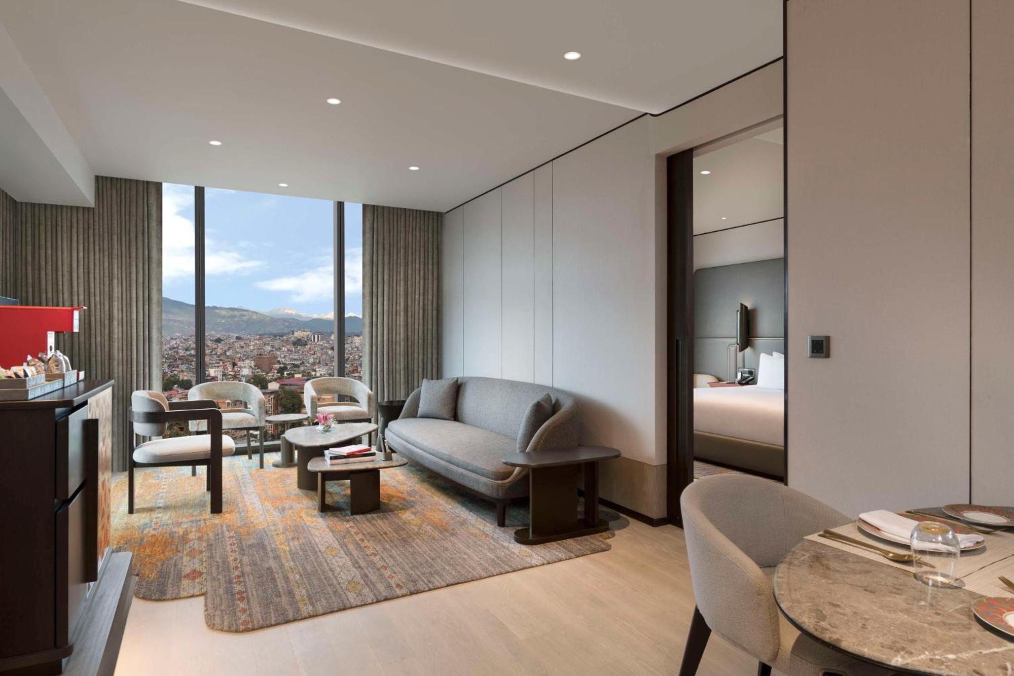 Hilton Kathmandu Hotel ภายนอก รูปภาพ