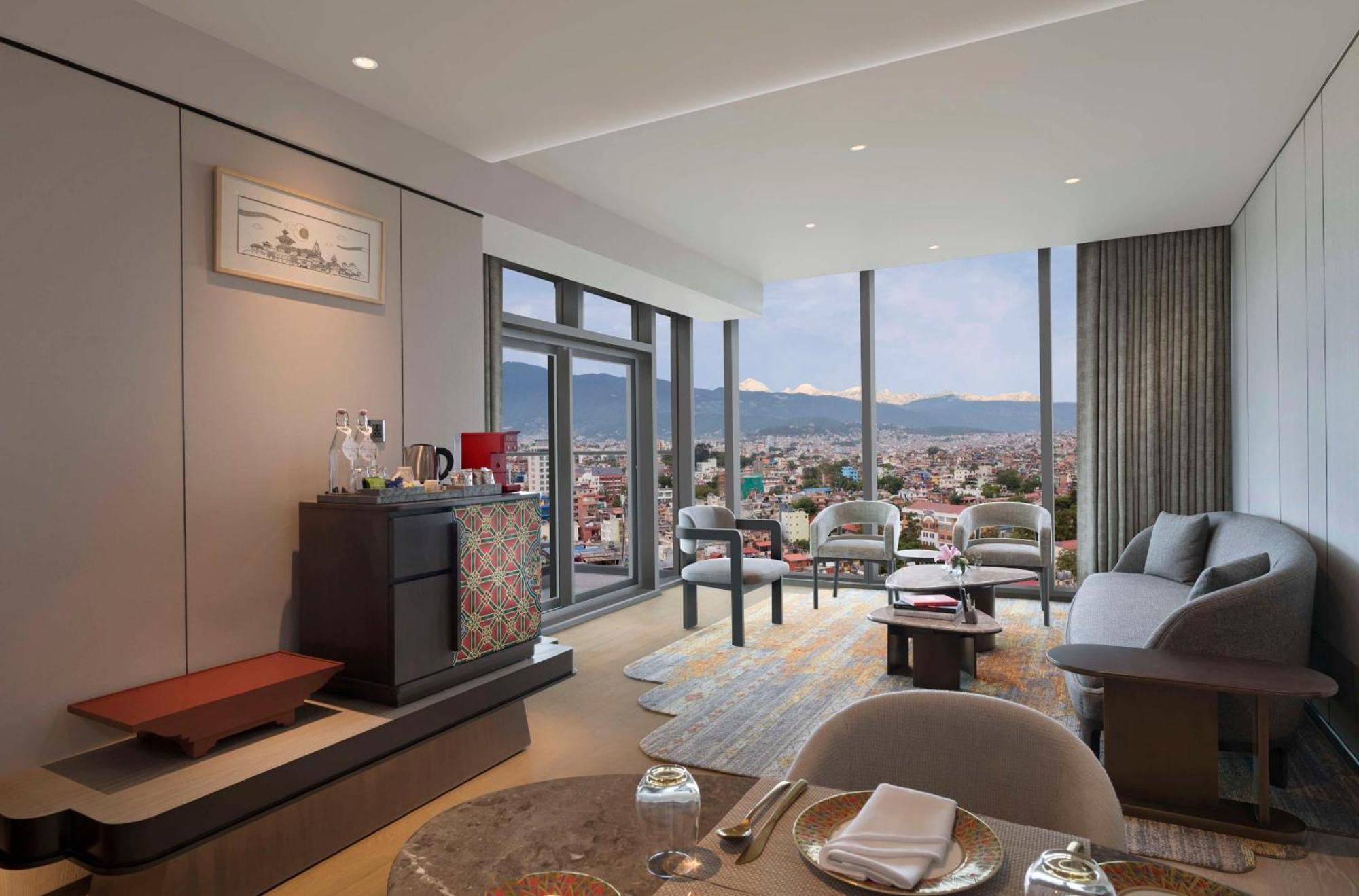 Hilton Kathmandu Hotel ภายนอก รูปภาพ