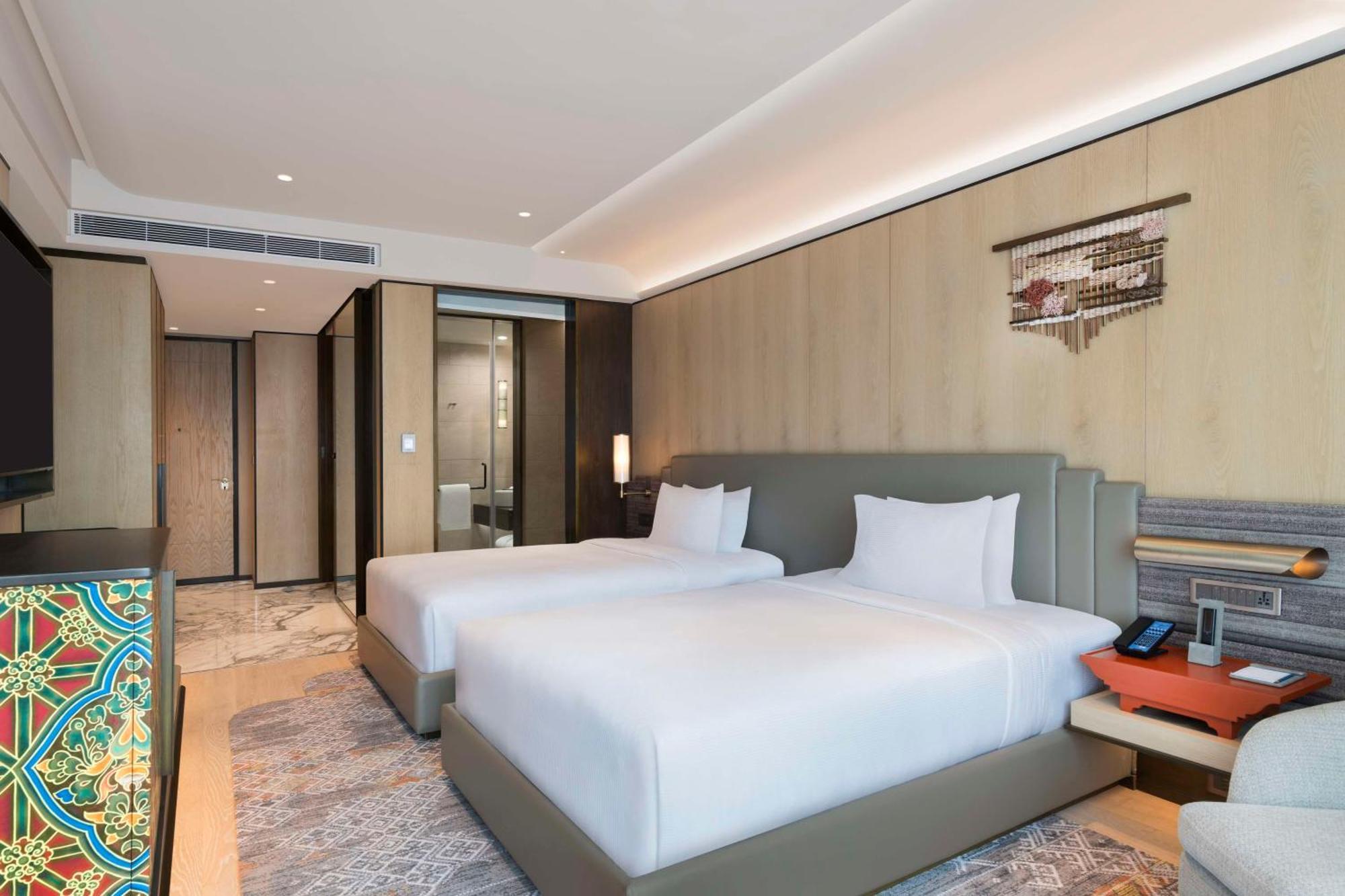Hilton Kathmandu Hotel ภายนอก รูปภาพ