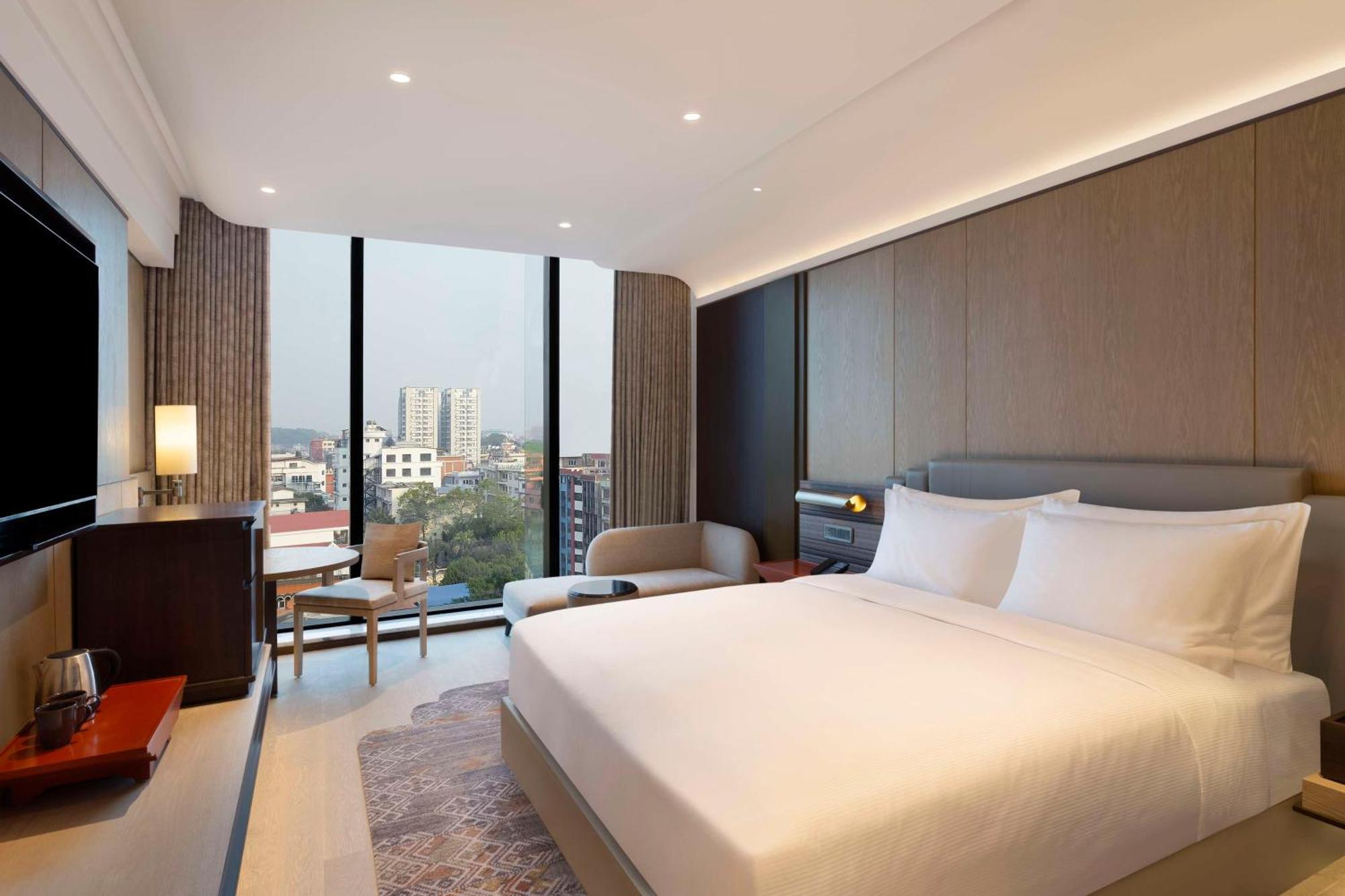 Hilton Kathmandu Hotel ภายนอก รูปภาพ